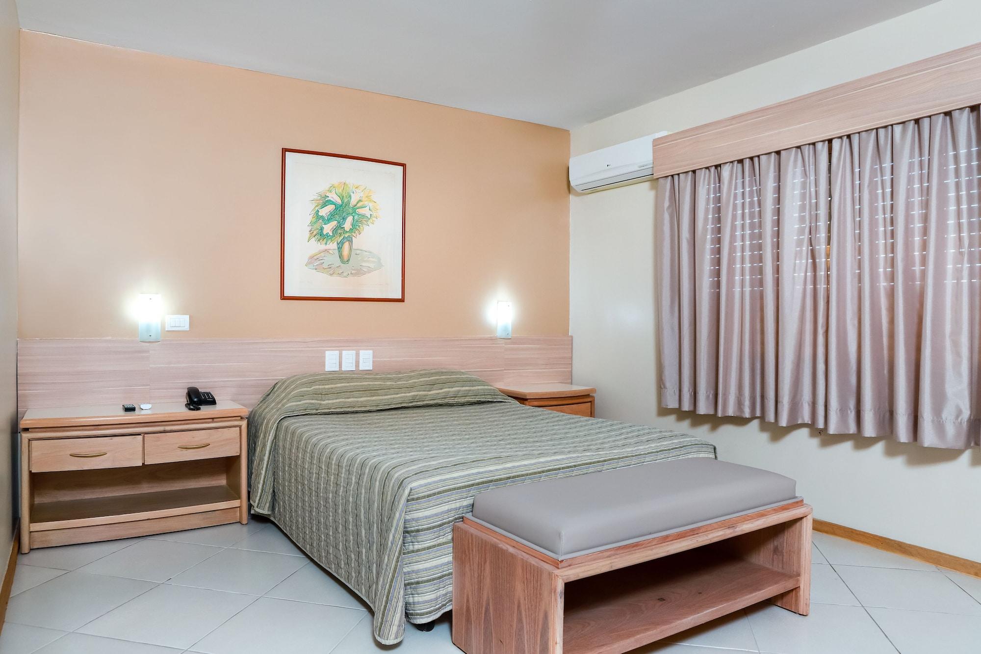Hotel Suarez Campo Bom Екстериор снимка
