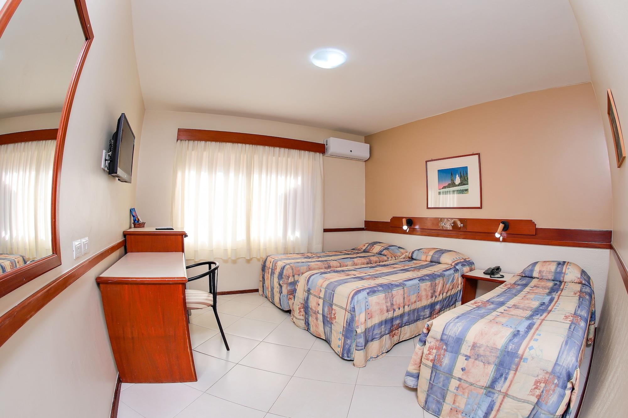 Hotel Suarez Campo Bom Екстериор снимка