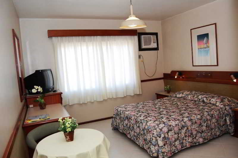 Hotel Suarez Campo Bom Екстериор снимка